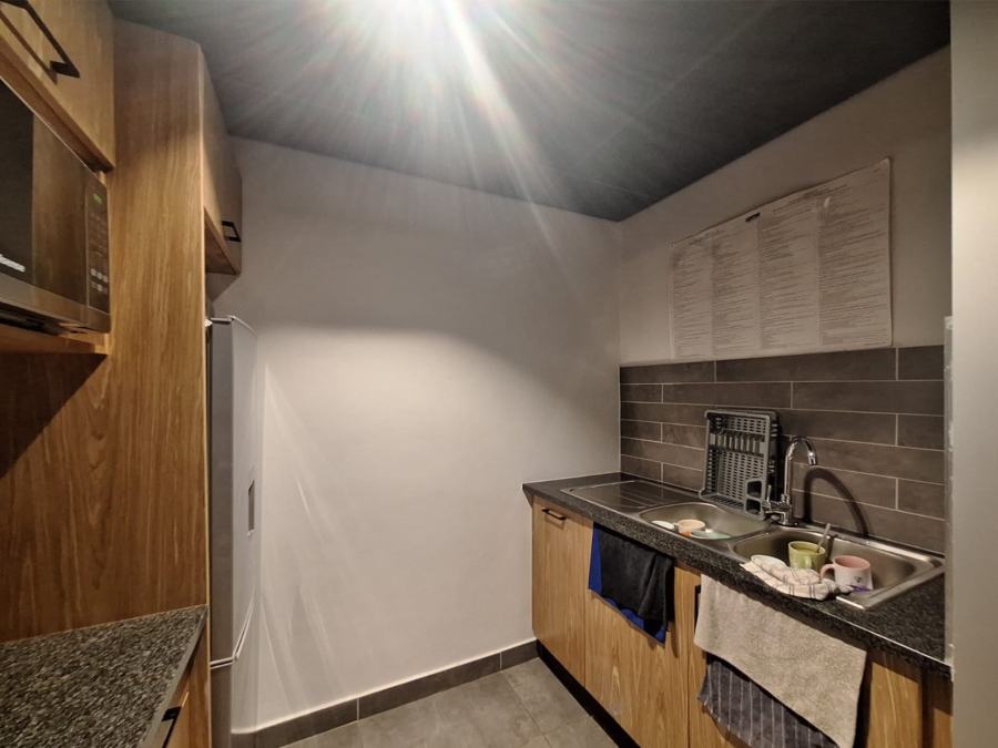 To Let commercial Property for Rent in Melodie North West